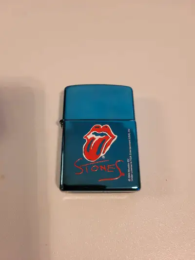 Rare, collectible blue sapphire Rolling Stones - 40 licks Zippo. 20887 Rolling Stones (part no. - in...