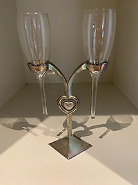 Wedding/celebration  toasting champagne flutes