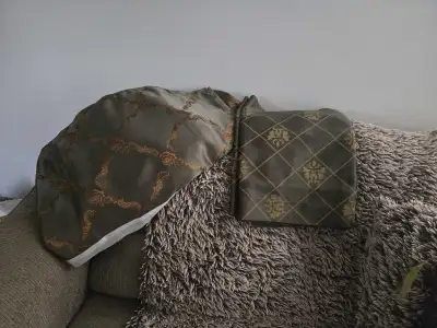 Bed skirt and valance, View more