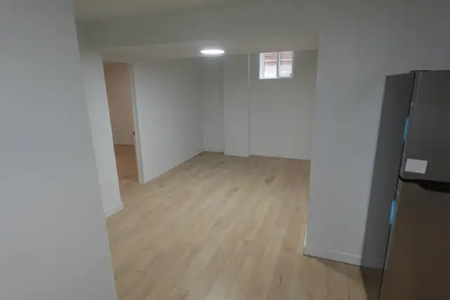 Basement Apartment For Rent (2 bed 1 bath) Mississauga in Long Term Rentals in Mississauga / Peel Region - Image 2