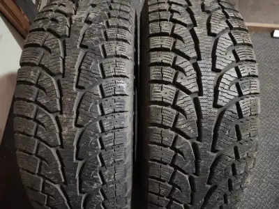 P275 65 18 HANKOOĶ I PIKE RW11 . I have 2 tires for sale. Lots of tread remaining. One has 10-11/32n...