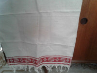 Linen Damask towel –unused–Floral pattern with red white border