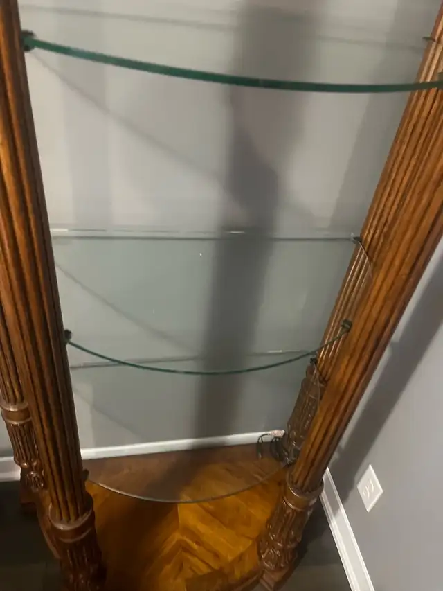 Wooden/ glass shelving unit in Bookcases & Shelving Units in Kitchener / Waterloo - Image 3