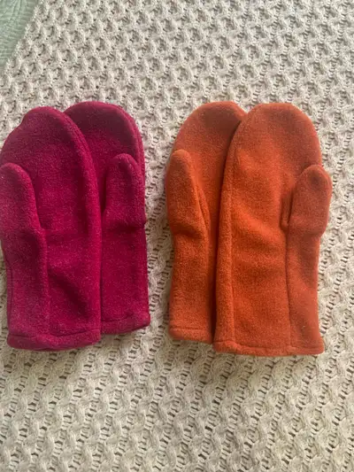 TWO NEW SET OF COLOURFUL MITTENS ! $5 FOR BOTH ! BRAMPTON, View more