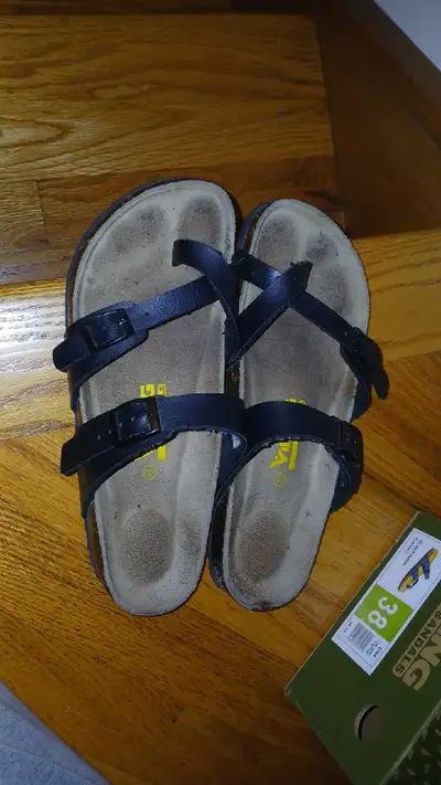 Viking Sandals Women Size 38 (7), View more