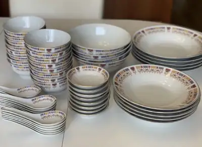 - 18 soup spoons - 8 x 4” sauce bowls - 16 x 4-1/2” rice bowls - 5 x 8” (1-1/2”h) serving plates - 5...