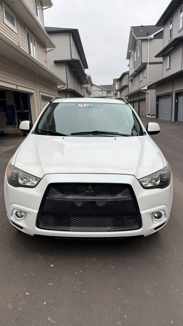 2011 Mitsubishi RVR ES 2.0L 4WD in Cars & Trucks in Edmonton - Image 2