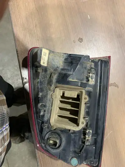 Driver side 2019 dodge LED taillight with blind spot alert