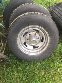 Looking for Mazda B2200 rims
