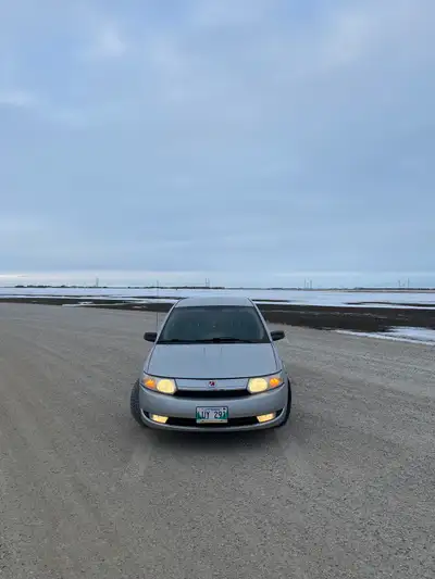2003 SATURN ION 2.2L Automatic transmission CLEAN TITLE SAFETIED POWER DOORS, MIRRORS , WINDOWS A/C...