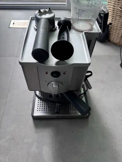 Breville Cafe Aroma espresso machine ESP8XL /A2038, View more