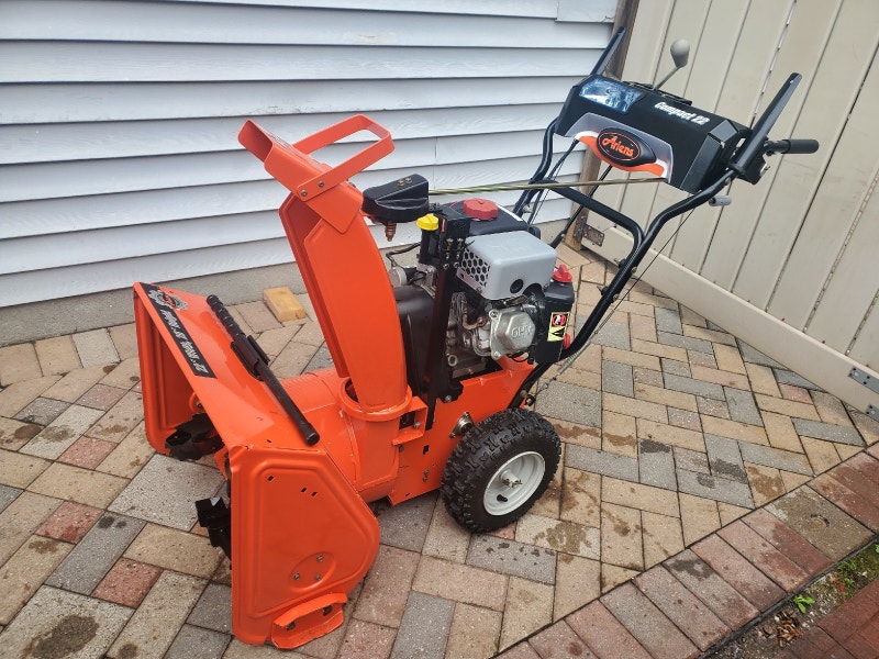 ARIENS SNOW BLOWER Snowblowers Ottawa Kijiji