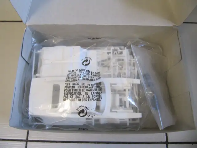 Revell Monogram Pro Modeler 69 Charger R/T Still NIB Circa 1999 in Arts & Collectibles in Mississauga / Peel Region - Image 5