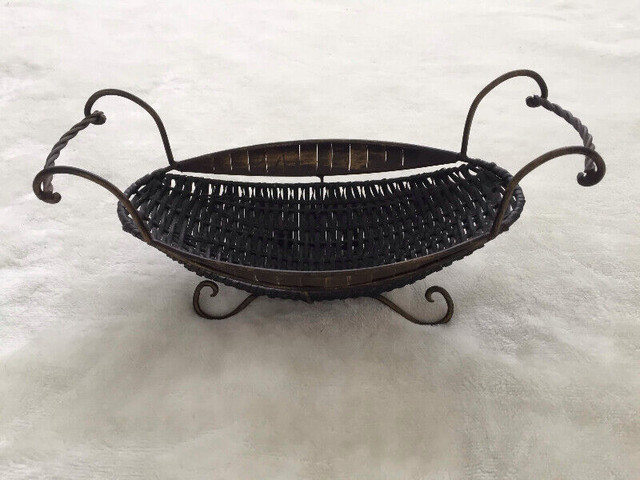 Very elegant whisk and metal decorative basket,Length 16"new con in Home Décor & Accents in Hamilton