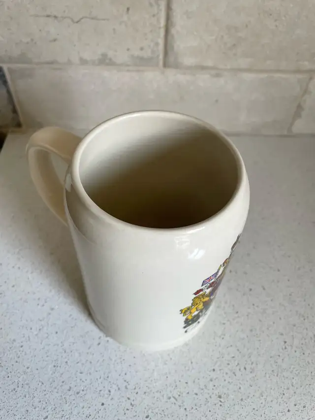 Canada beer mug/stein in Kitchen & Dining Wares in Winnipeg - Image 4