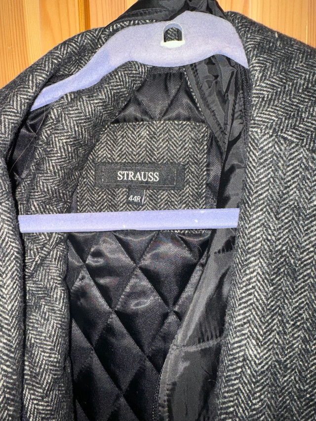 Overcoat  in Men's in Kingston - Image 2