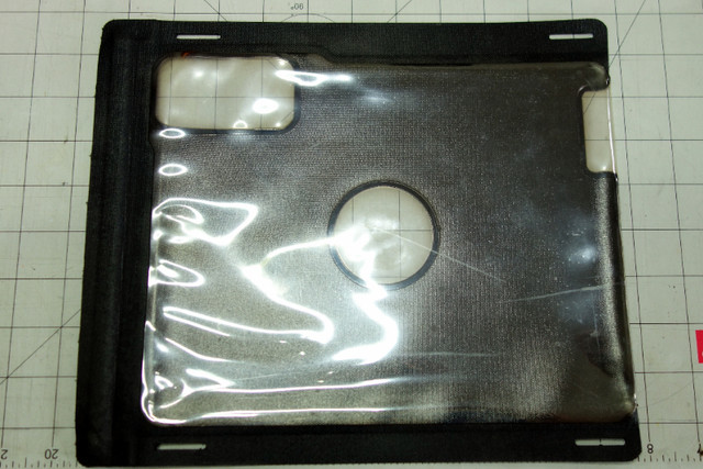 SealLine WaterProof iPad/Tablet Case in iPads & Tablets in Edmonton