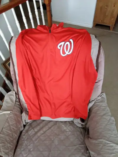 RED FANATICS BASEBALL WASHINGTON NATIONALS QUARTER ZIP PULLOVER!, View more