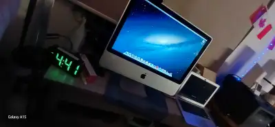 Selling a used Apple iMac with a vibrant display, perfect for everyday tasks or creative projects. I...