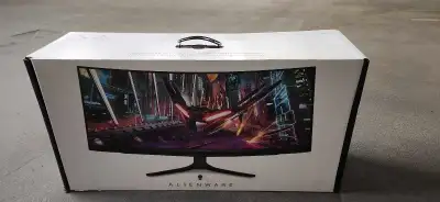 99% new. Selling an Alienware 34-inch curved QD-OLED gaming monitor, model AW3423DWF, in excellent c...
