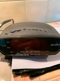 Sony Dream Machine Clock Radio AM/FM Alarm Model ICF-C211