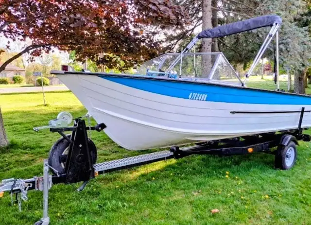Starcraft Fishing Boat in Powerboats & Motorboats in London - Image 4