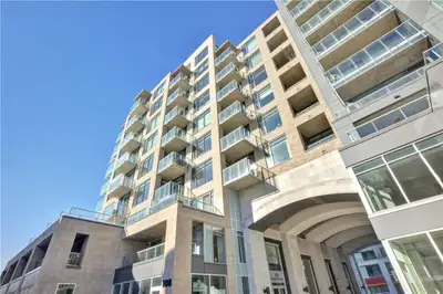 1BR + Den Condo for rent - Westboro
