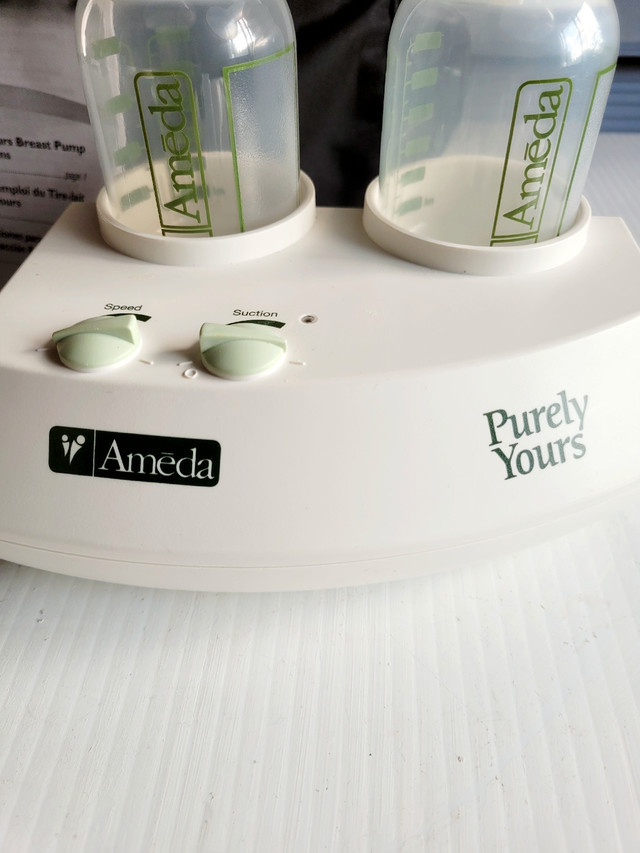 Ameda Purly Yours Double Breast Electric Pump W/ Accessories  dans Nourriture et chaises hautes  à Ville de Montréal - Image 2