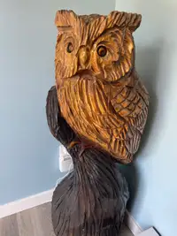 Owl chainsaw carving 