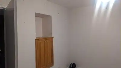 Room for rent West end Halifax, three minutes walk (depending on how quick you walk) from the Mumfor...