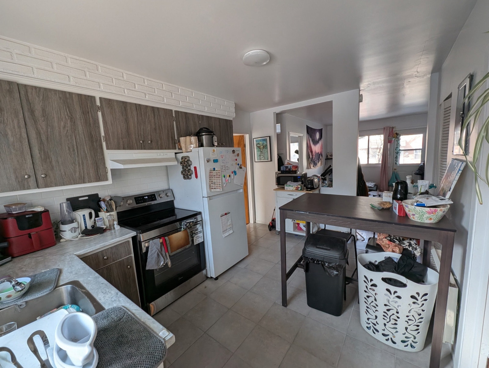 8745 Rue Notre-Dame E — photo 1