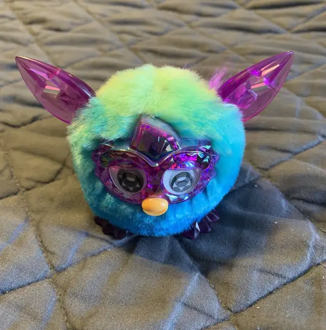 Hasbro Furby Furblings Crystal Series Blue & Green, Purple Earsk in Toys & Games in Oshawa / Durham Region - Image 2