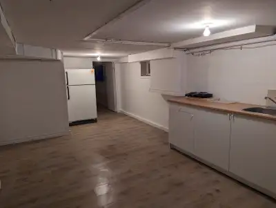 Single Room for Rent in Basement | $600/month. Available immediately Location: Islington Ave & David...