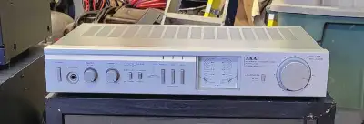 Amplificateur Akai stéréo, View more