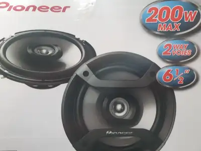 Pioneer 6 inch car speakers brand new selling for $50 if intrested call or text 226 934 4311