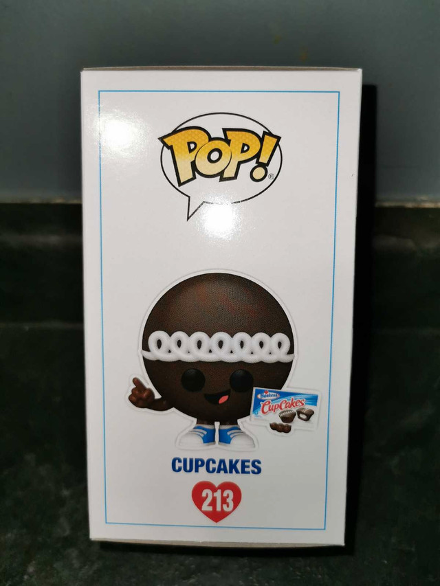 Cupcakes Funko Pop  in Arts & Collectibles in London - Image 4