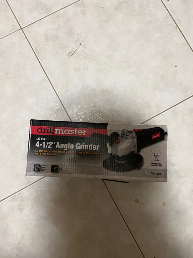 Drill master 120V 4-1/2” angle grinder in Power Tools in Mississauga / Peel Region