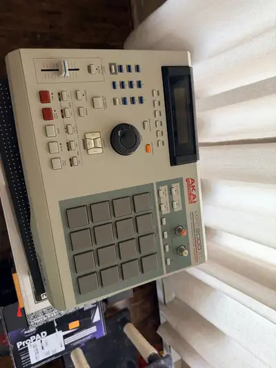 Classic MPC 2000XL collector condition, View more
