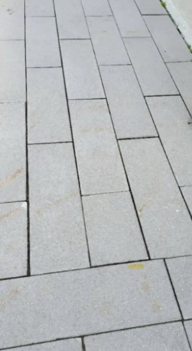 Smooth Grey Interlock Pavers in Floors & Walls in Markham / York Region - Image 5