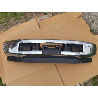 Looking for chrome with put fog lights bumper for f 250 f350 superduty. Please contact with location...