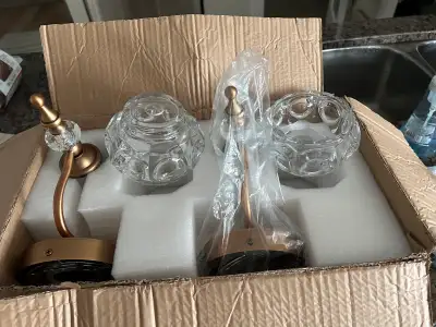 Vintage brass vanity light fixtures Paid 190plus tax Asking $100 Phone 902-631-5902