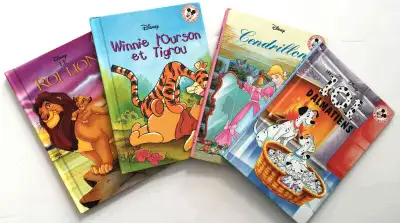 Club du livre Mickey présente : - Les 101 Dalmatiens - Cendrillon - Winnie l'Ourson et Tigrou - Le R...