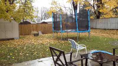 This upper unit is perfect for 2-3 adults or a couple with 1-3 kids and is ready for you to enjoy st...