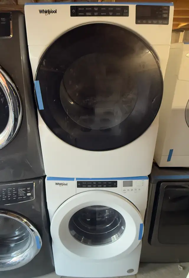 27” WHIRLPOOL WASHER & DRYER ELECTRIC FRONT LOAD STACKABLE  in Washers & Dryers in City of Toronto - Image 4