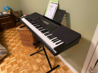 Casio WK-245 Piano Numérique + Base (Stand) *Comme Nouveau*