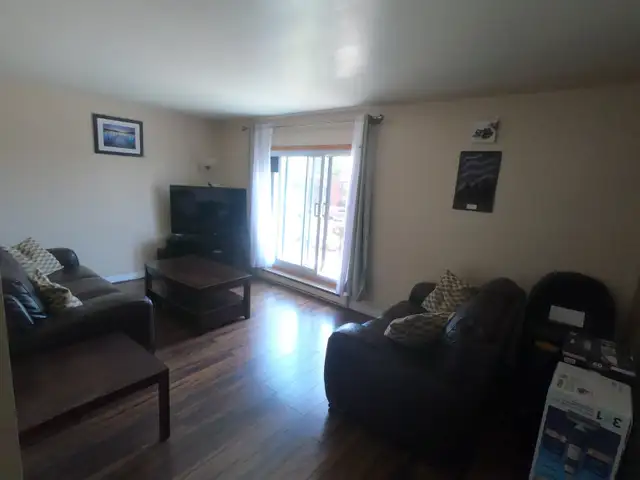 Beautiful 4.5 Renovated Apartment – Ahuntsic
