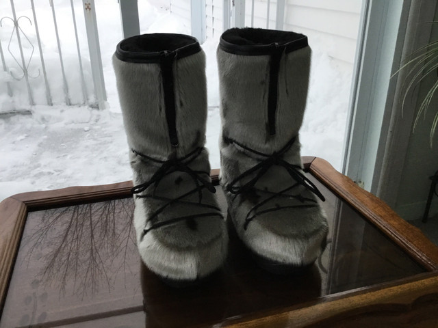 Bottes hiver pour femme Bilodeau marie.cecile13@outlook.com dans Femmes - Chaussures  à Lanaudière