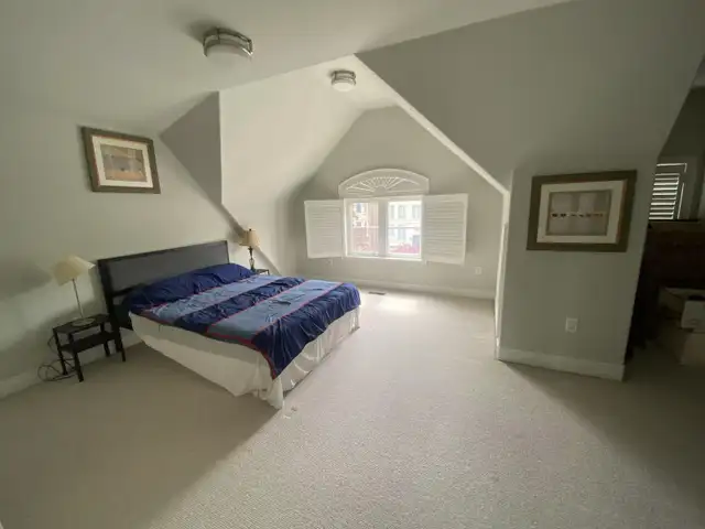 Bedrooms in a sweet home in Toronto's most prestigious midtown in Room Rentals & Roommates in City of Toronto - Image 6
