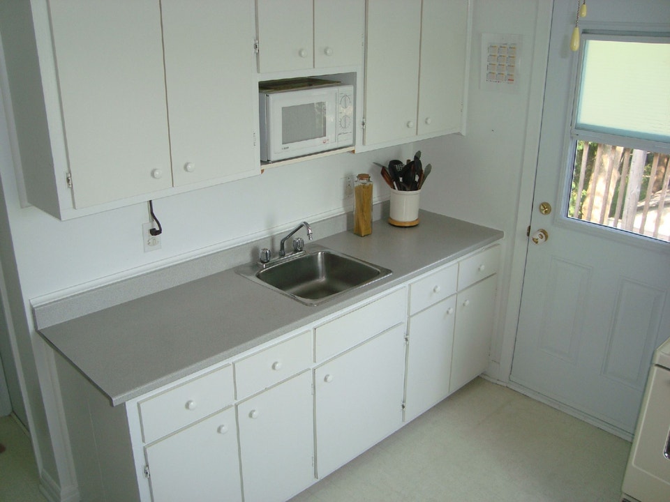990$ - 3 1/2 à louer 1er novembre /1-Bdr for rent November 1st 2