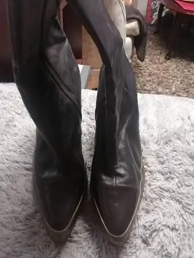 Women's shoes $5 each, View more